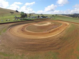 dirt track